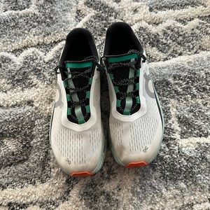 On Cloud CloudMonster women’s running shoes